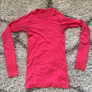 Lululemon Swiftly Tech long sleeve size 4